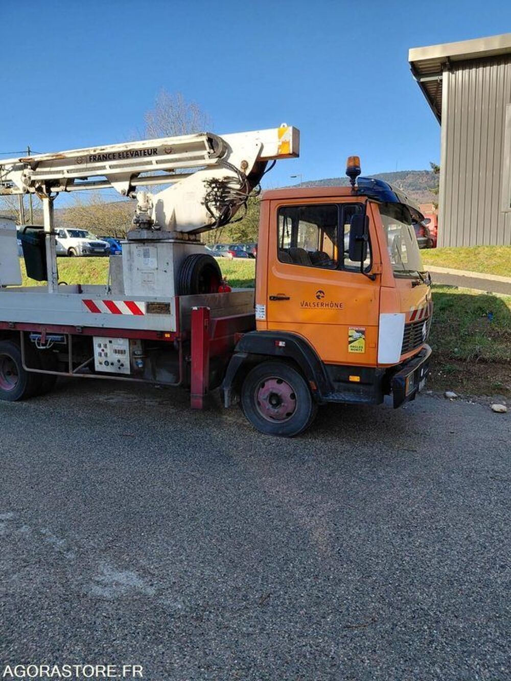  1990 occasion 93100 Valserh&ocirc;ne