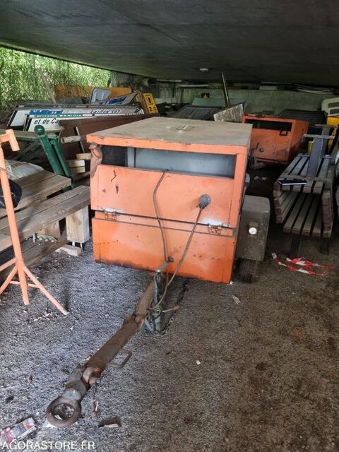 Bicylindre - industrial equipment - compressor - mobi... 366 93100 Saint-vallier-de-thiey