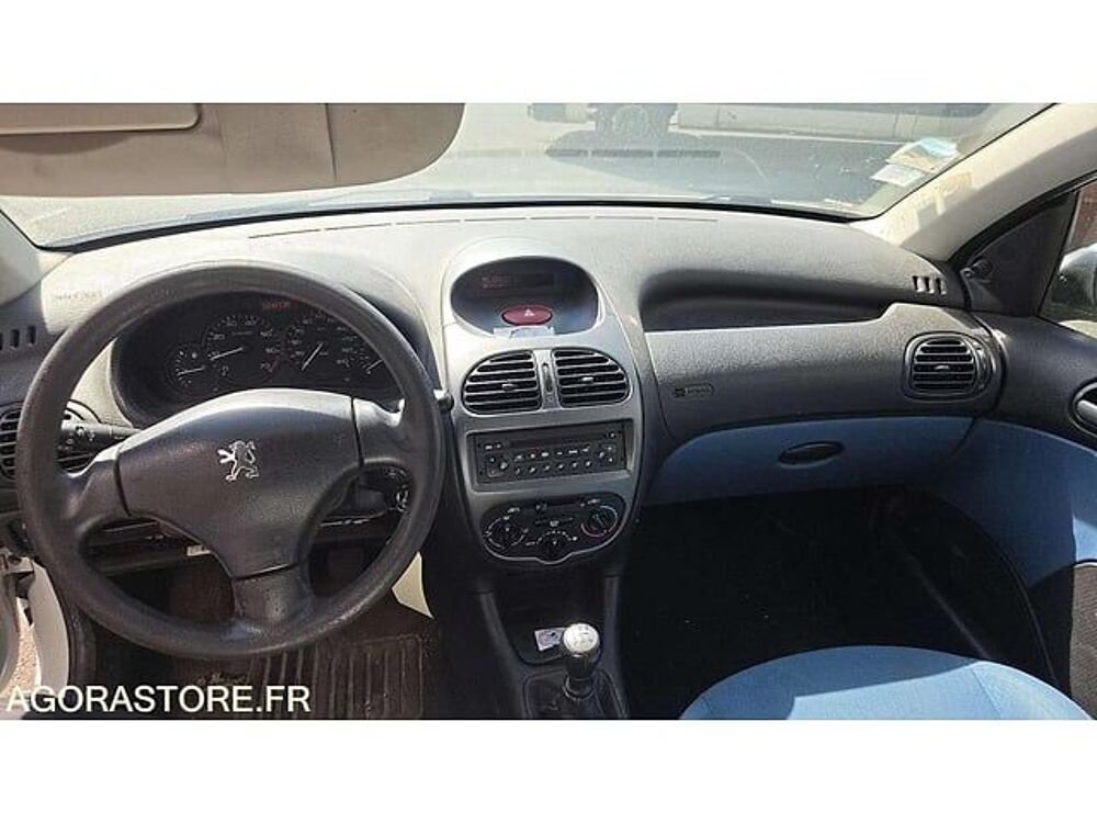 206 VF32AHFXF44052822 occasion 93100 Lamballe-Armor