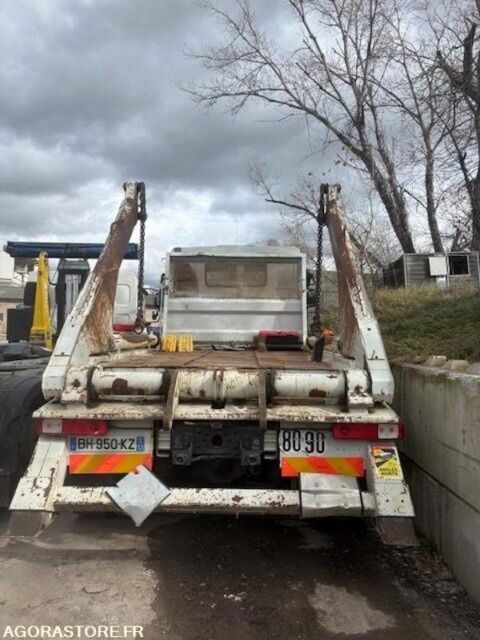 Camion - porteur > 3,5 t Camion - porteur > 3,5 t 2011 occasion Troyes 93100