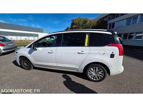 5008 VF30ARHE8BS243030 occasion 93100 Viriat