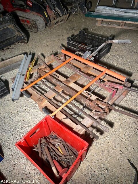 Mat&eacute;riel ma&ccedil;onnerie et pose bordures Odometre - tool ... 230 93100 Savignac