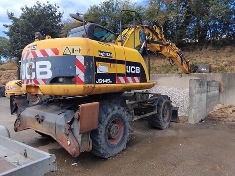 Tracto Pelle 2012 occasion 93100 Les Pieux