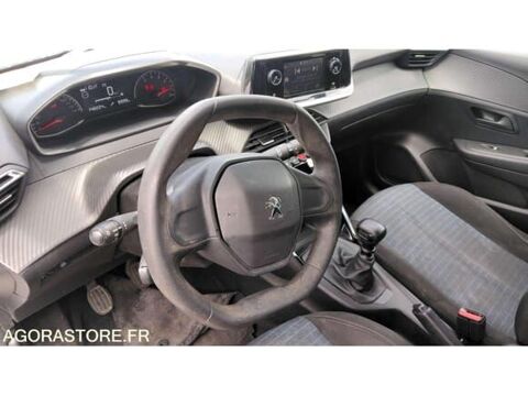 208 VR3UBYHTKL5050509 occasion 93100 Grand Bourgtheroulde