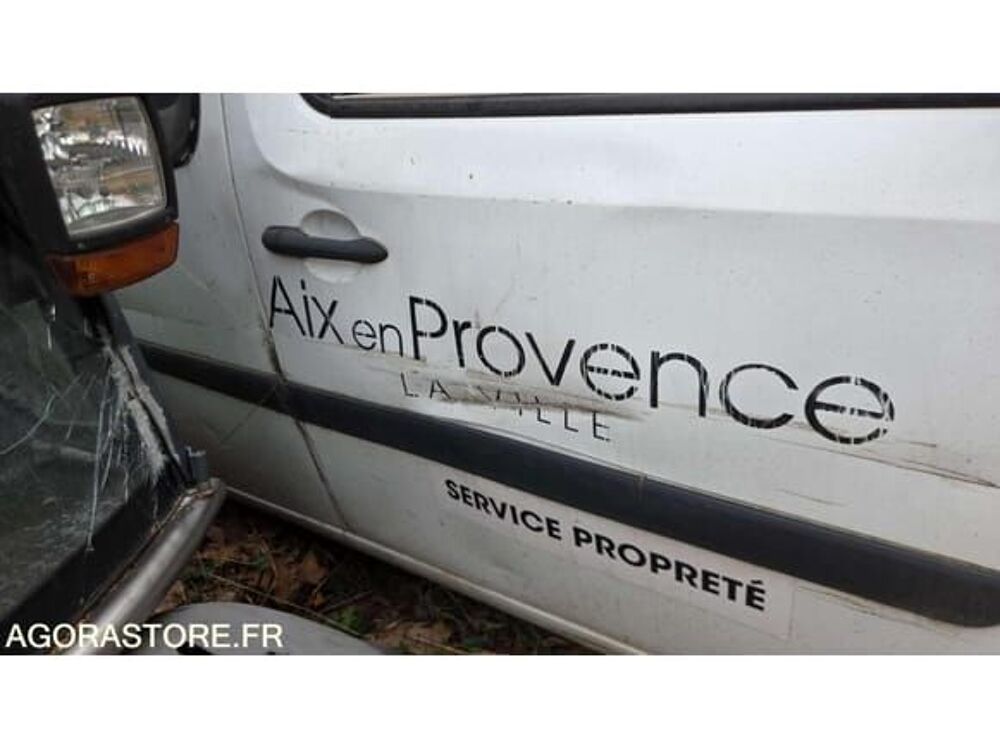 Kangoo VF1FW1BB544620483 occasion 93100 Aix-En-Provence