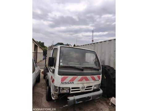 Cabstar VWASBFTL043796635 occasion 93100 Saint-Cyr-Sur-Mer