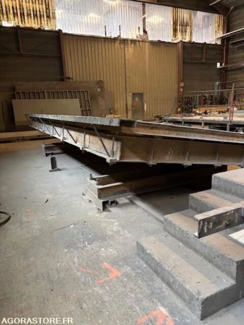Pieces d&eacute;tach&eacute;es et accessoires Engins BTP  occasion 93100 Belmont-Tramonet