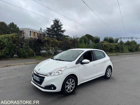 Peugeot 208 VF3CCYHYSJW094860