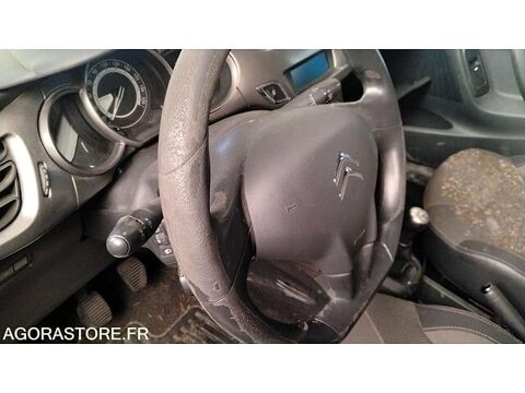 C3 VF7SC8HR4FW507922 occasion 93100 Grand Bourgtheroulde
