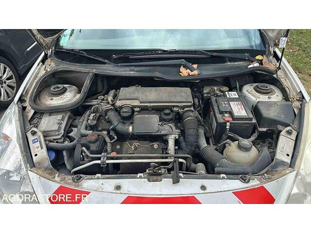 206 VF32L8HZA9Y170635 occasion 93100 Galluis