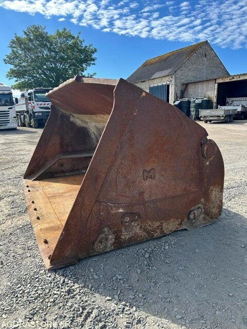Pieces d&eacute;tach&eacute;es et accessoires Engins BTP  occasion 93100 Formigny La Bataille