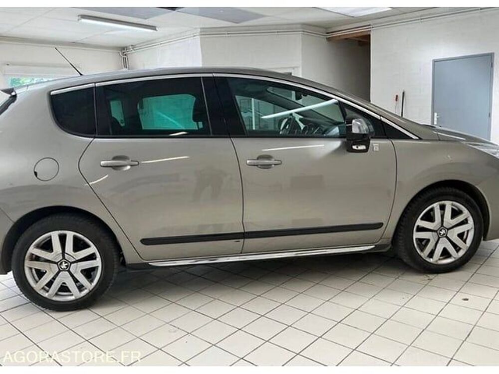 3008 VF3HURHC8DS086611 occasion 93100 Saint-Gervais-La-For&ecirc;t