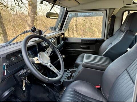 Defender SALLDVA585A705844 occasion 93100 Saint-&Eacute;tienne