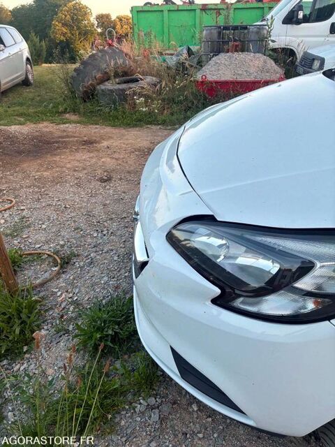 Corsa W0V0XEP68K4435730 2019 occasion 93100 Magnac-Bourg