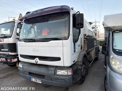 Engin de Chantier / BTP Tracto Pelle 2002 occasion Issy-Les-Moulineaux 93100