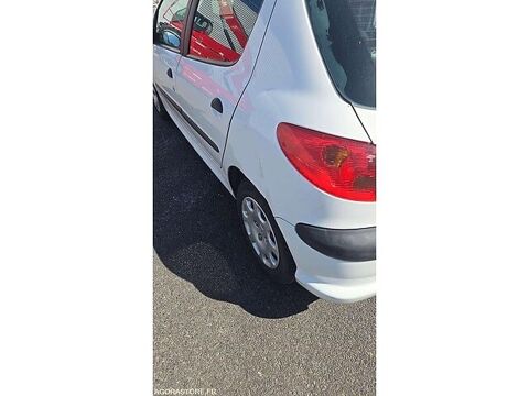 206 VF32A8HZA44897510 occasion 93100 Lamballe-Armor