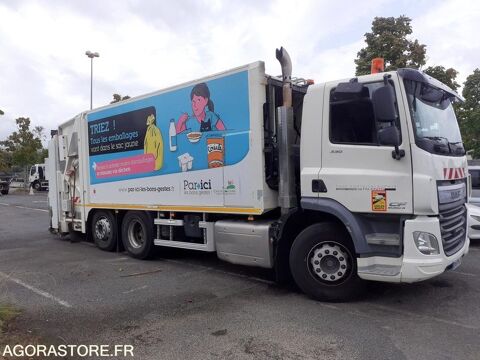 Camion magasin Camion magasin 2015 occasion Ch&acirc;tellerault 93100