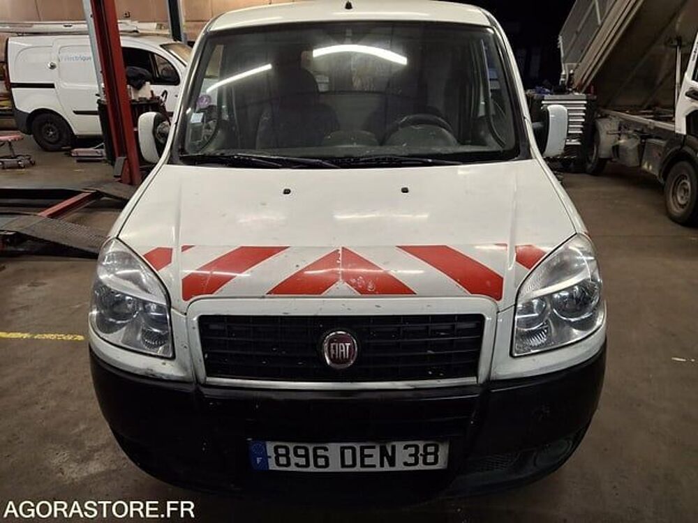 Doblo ZFA22300005649653 occasion 93100 Grenoble