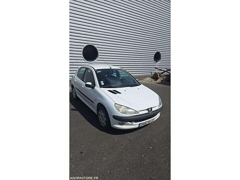 206 VF32AKFWF44474263 occasion 93100 Lamballe-Armor