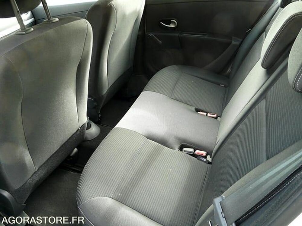 Clio VF1BR2HAH46923977 occasion 93100 Limoges