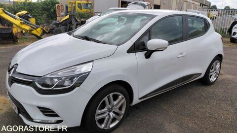 Renault Clio VF15R220A59373894 2017 occasion Montreuil 93100