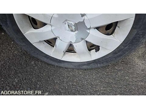 Clio VF1BR2V0H48081031 occasion 93100 Lamballe-Armor