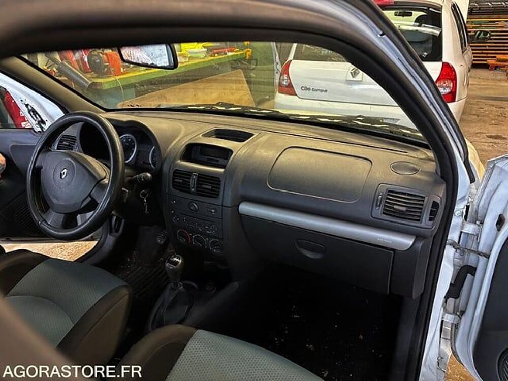 Clio VF1BB1LEF37067711 occasion 93100 Valentigney