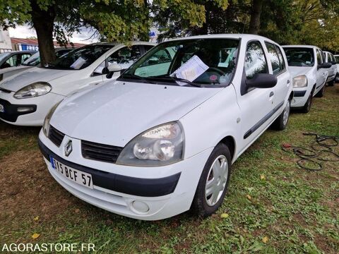 Renault Clio VF1BB2DEF30012308 2003 occasion Metz 93100