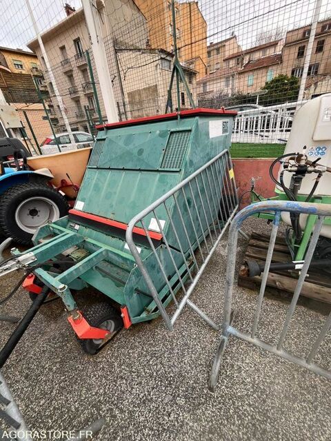 Mat&eacute;riel Agricole / Viticole Mat&eacute;riel Agricole / Viticole 2013 occasion Toulon 93100