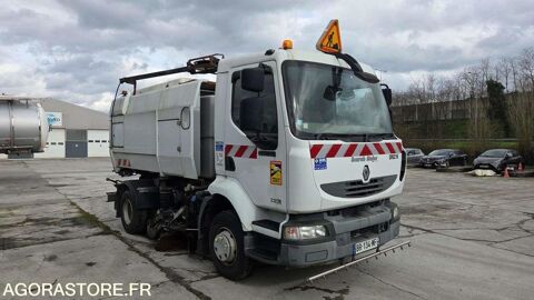 Camion magasin Camion magasin 2011 occasion &Eacute;vry-Courcouronnes 93100