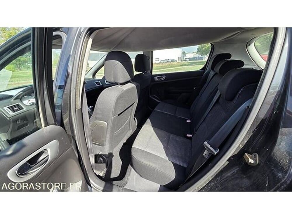 307 VF33C9HYC84668233 occasion 93100 Viriat
