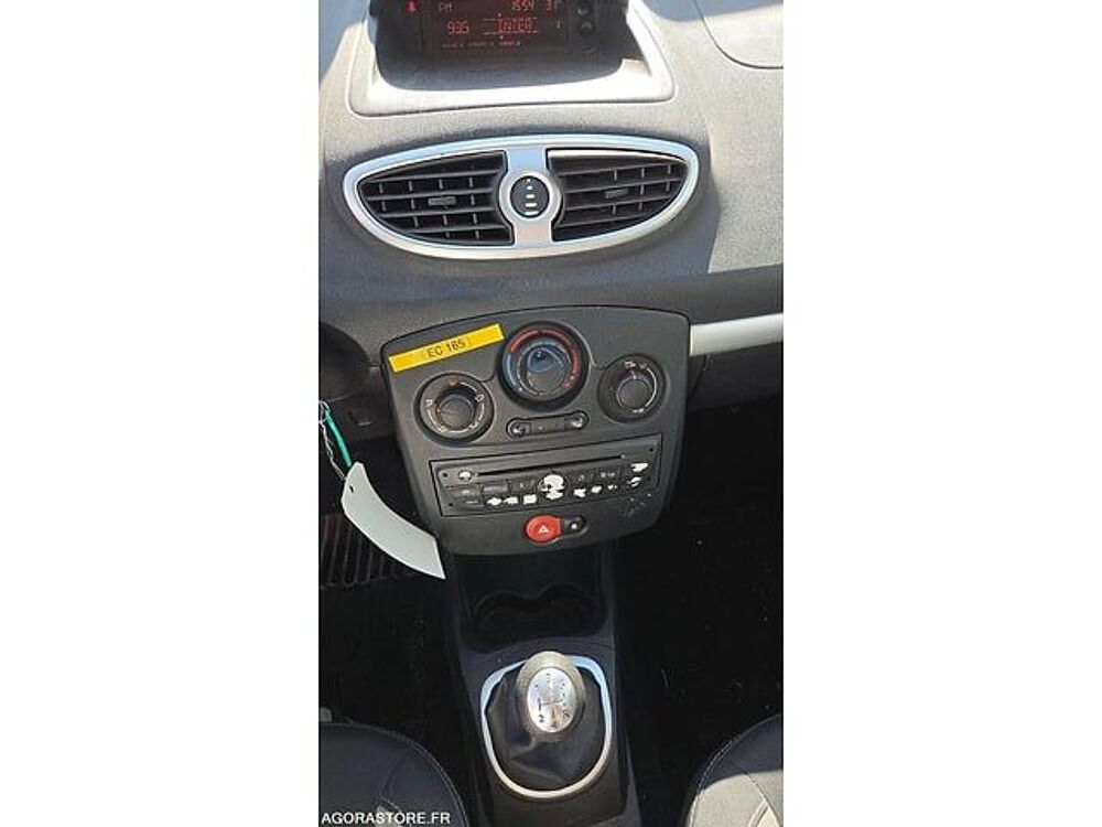 Clio VF1BR270E43954689 occasion 93100 Lamballe-Armor
