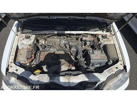 106 VF31AHFXF52758069 occasion 93100 Lamballe-Armor