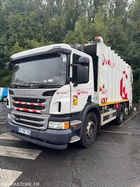 Camion magasin Camion magasin 2016 occasion Nanterre 93100