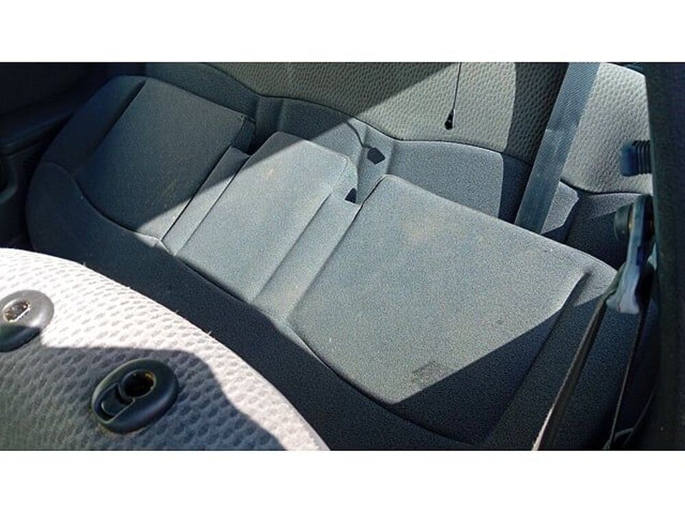 Clio VF1CB3KEF31261249 occasion 93100 Charleville-M&eacute;zi&egrave;res