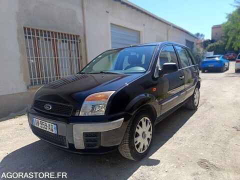 Ford Fusion WF0UXXGAJUAU76472 2010 occasion N&icirc;mes 93100