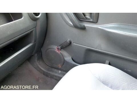 Berlingo VF7GBKFWB94035151 2003 occasion 93100 Auxerre