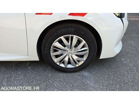 208 VR3UPHMHDN5902343 occasion 93100 Vitrolles