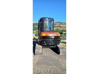 Tracto Pelle 2018 occasion 93100 Lavigerie