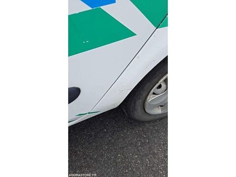 Clio VF1BB1KEF36899416 occasion 93100 Lamballe-Armor