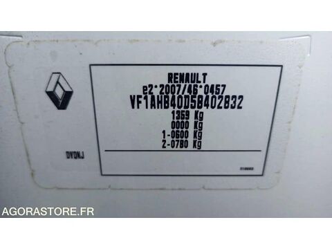 Twingo VF1AHB40D58402832 occasion 93100 Auxerre