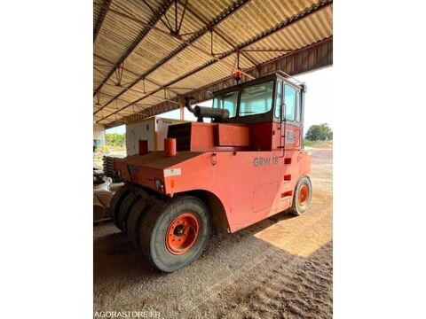  2000 occasion 93100 Nitry