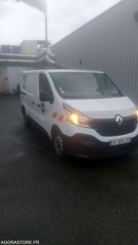 Renault Trafic VF14FL00254404058 2015 occasion Lorient 93100