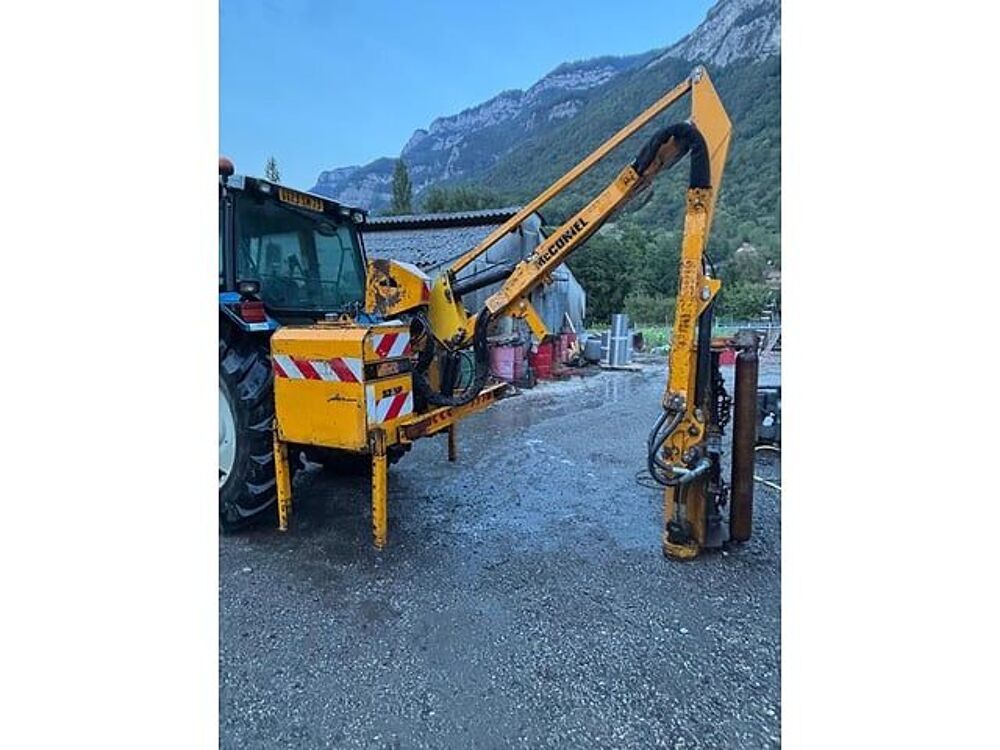  2002 occasion 93100 M&eacute;ry