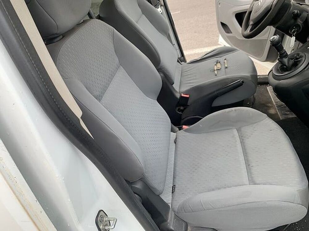 Berlingo VF77ANFRC9J189810 occasion 93100 Antibes