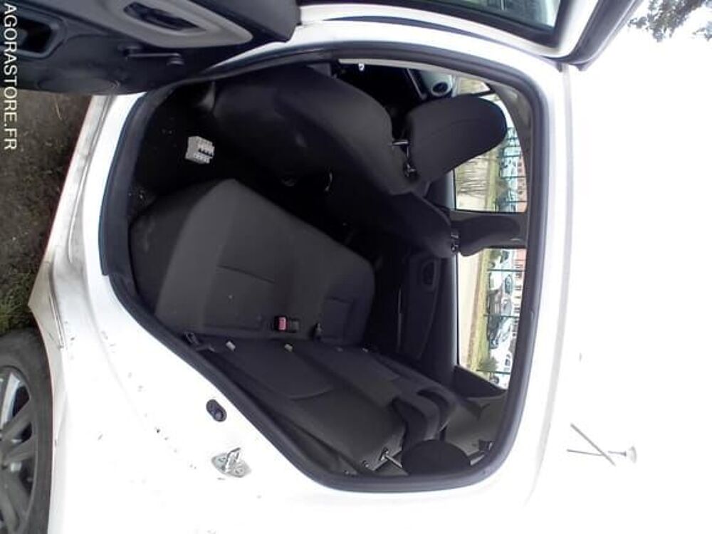 Yaris VNKKL3D3X0A129712 occasion 93100 Les Mureaux