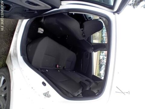 Yaris VNKKL3D3X0A129712 occasion 93100 Les Mureaux