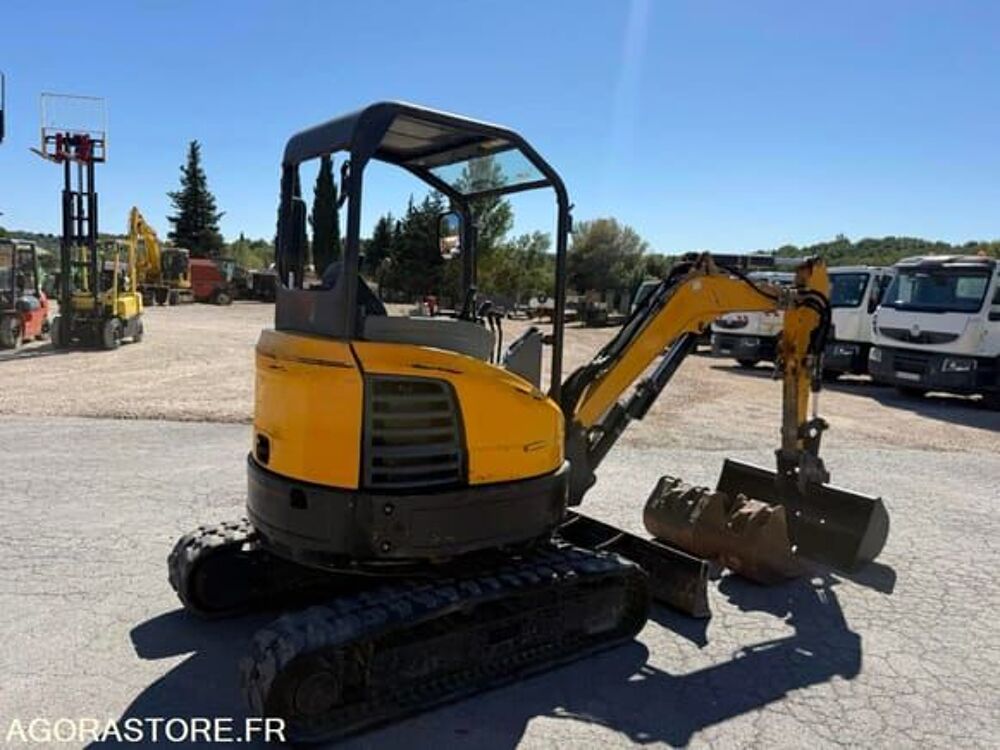Tracto Pelle 2018 occasion 93100 N&icirc;mes