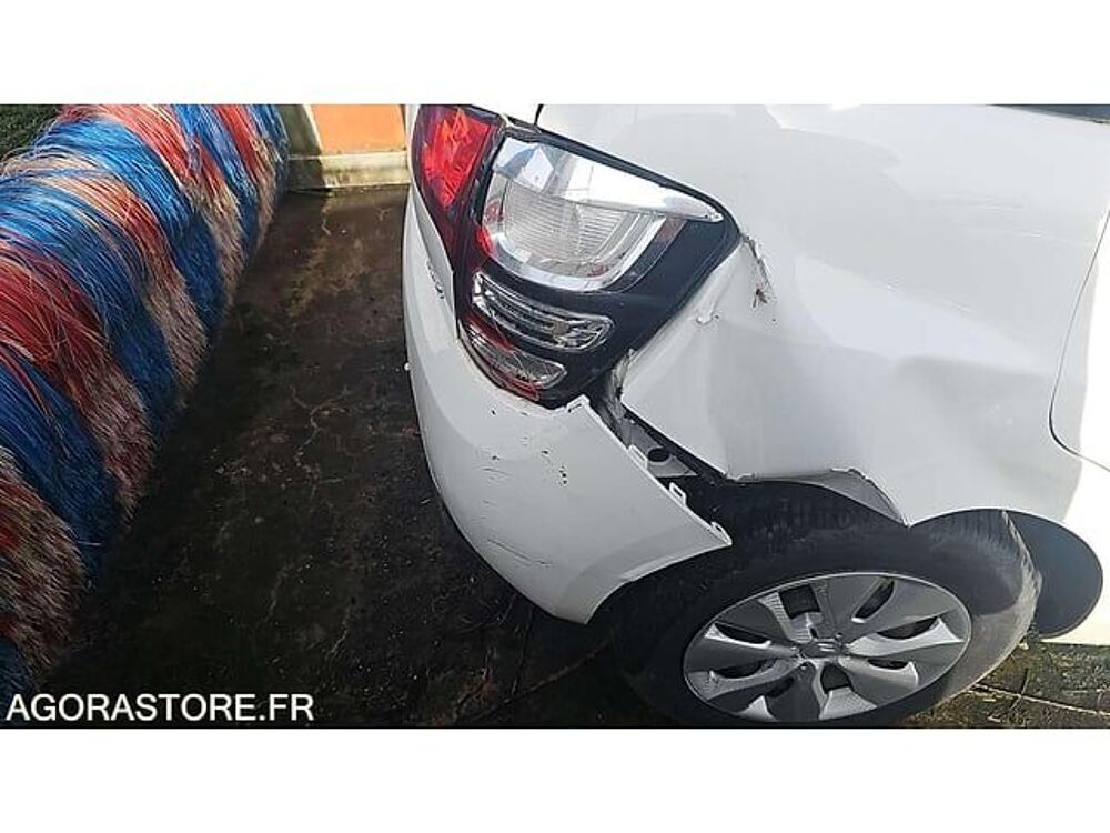 C3 VF7SC8HR4CA582882 occasion 93100 Moulins