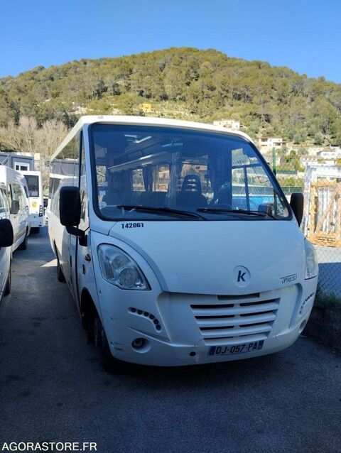 Car - Bus Car - Bus 2014 occasion Nice 93100